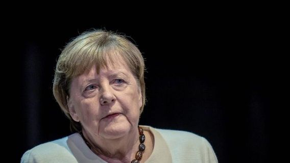 German Citizen Arrested For Threatening To Kill Politicians Via Dark Web
