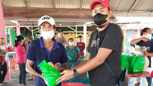 AkuForBali, Upaya Pasutri di Bali Bagi-bagi Makanan hingga Sembako ke Warga Terdampak Pandemi