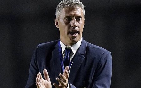 Crespo Mundur dari Kursi Pelatih Defensa Usai Juarai Piala Sudamericana