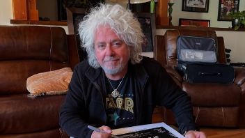 Steve Lukather Jawab Kritikan terhadap Formasi Toto Saat Ini