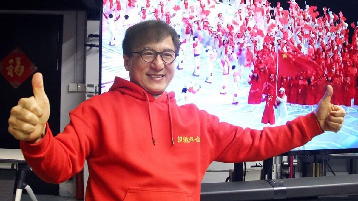 Jackie Chan Nangis Bareng 'Anak' di <i>Ride On</i>, Tuai Kritik Telantar Anak Kandung