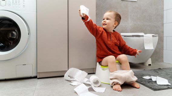 Les enfants ont-ils souvent des selles après avoir mangé normalement ou non médicalement?
