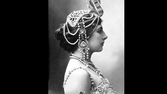 Mata Hari's Story: Sentenced To Death For Being A German Spy