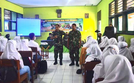 Datangi Sekolah di Wadas, TNI-Polri Gelar Psikoedukasi dan Sosialisasi Rekrutmen TNI