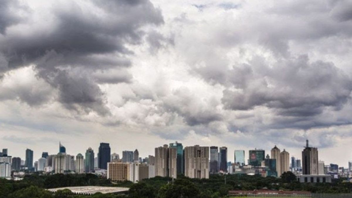 BMKG Predicts Today's Weather Will Be Cloudy In The Majority Of Indonesia