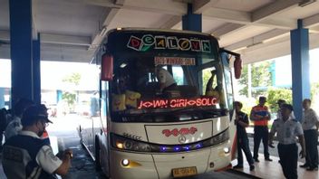 Ahead Of The Christmas And New Year Holidays, Tirtonadi Solo Terminal Kandangkan Bus Tak Laik Jalan