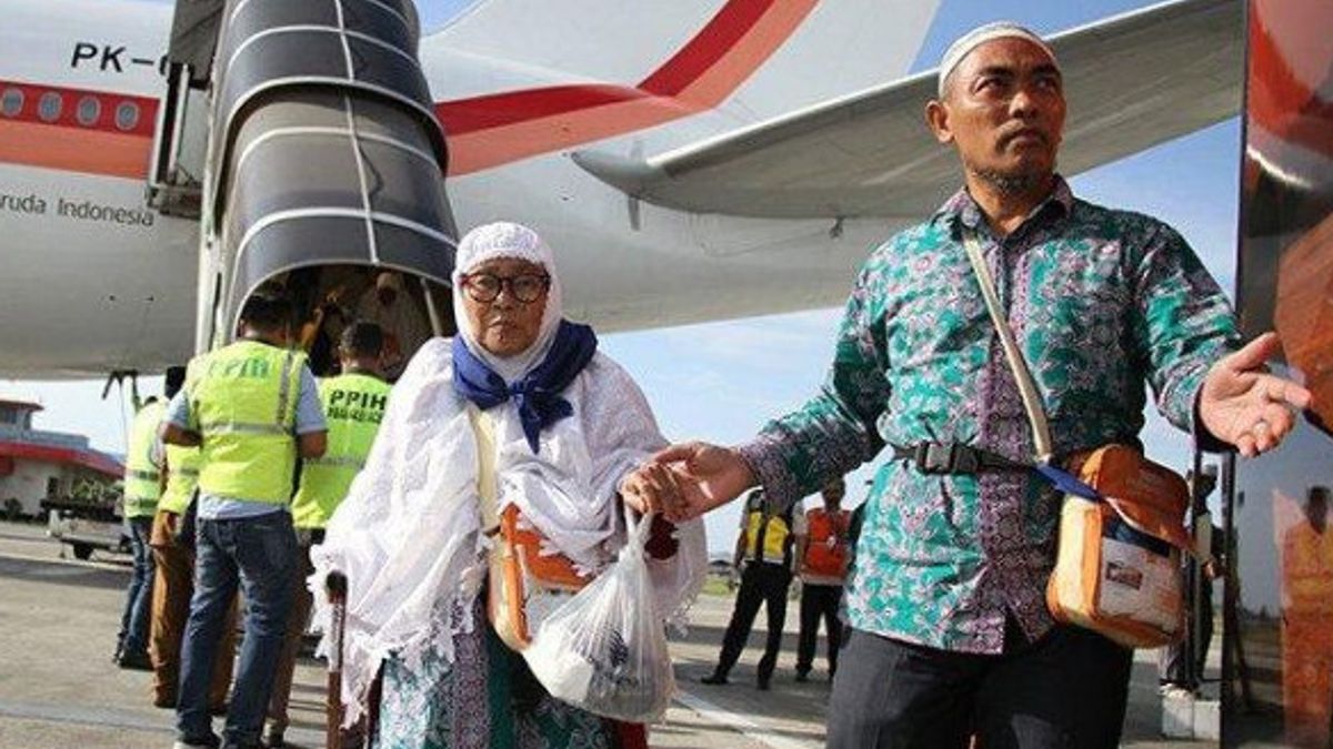 Getting Hospital Treatment, Departure Of 2 Hajj Candidates From Batam Forced To Postpone