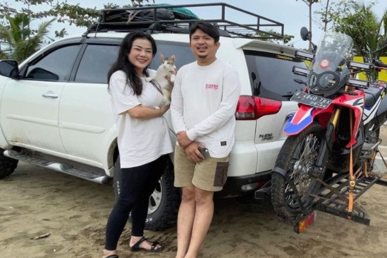 シェフアイコのバイクが行方不明です, ホンダCRFラリー 250 CC, 中古価格はIDRまでアップしています 75 百万