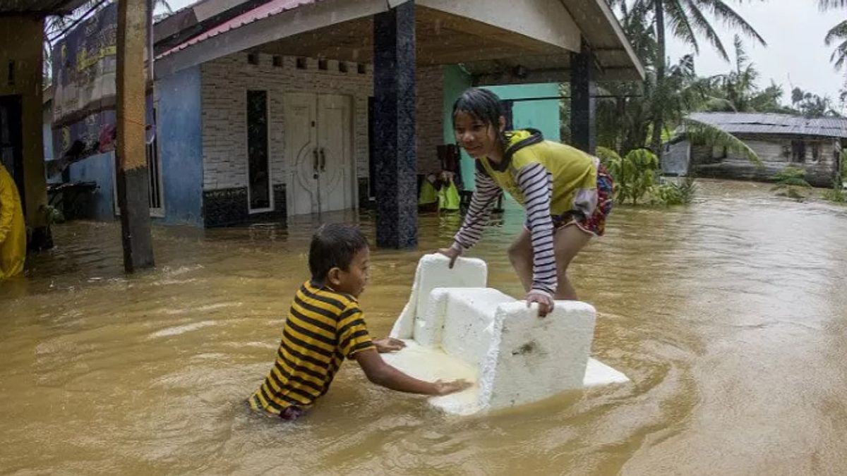  Banjir Mencapai 1,5 Meter di Pati Telan 1 Korban Jiwa