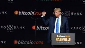 Trump : les acheteurs de pièces de mème de Trump vendent des millions de dollars pour dîner avec le président Trump