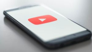 Survei Pew Research: Orang Dewasa Masih Memilih YouTube Dibandingkan TikTok