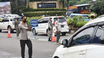 300 Personel Gabungan Kawal Ganjil-genap Jalur Puncak Bogor Besok