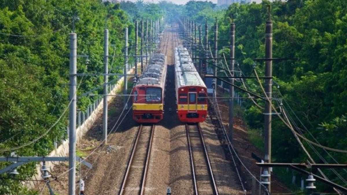 L&apos;itinéraire Aller-retour Tanah Abang-Sudimara Reprend Ses Activités Après 4 Heures D&apos;évacuation