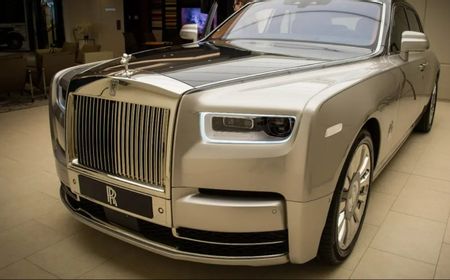 Rolls-Royce Gandeng Seniman Sacha Jaffrey untuk Bikin NFT