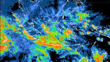Jakarta Predicted To Cloudy Today, South Jakarta Light Rain