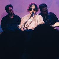 Danes Rabani présente son premier album complet « Camarosa » lors d’un showcase privé