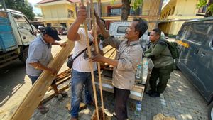 Kedapatan Angkut Kayu Jati Ilegal, 3 Warga Situbondo Ditahan Polisi