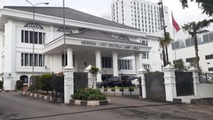 The Competition To Catch And Dispose Of Cats At The West Java DPRD Building Is Considered To Move Problems To Other Places