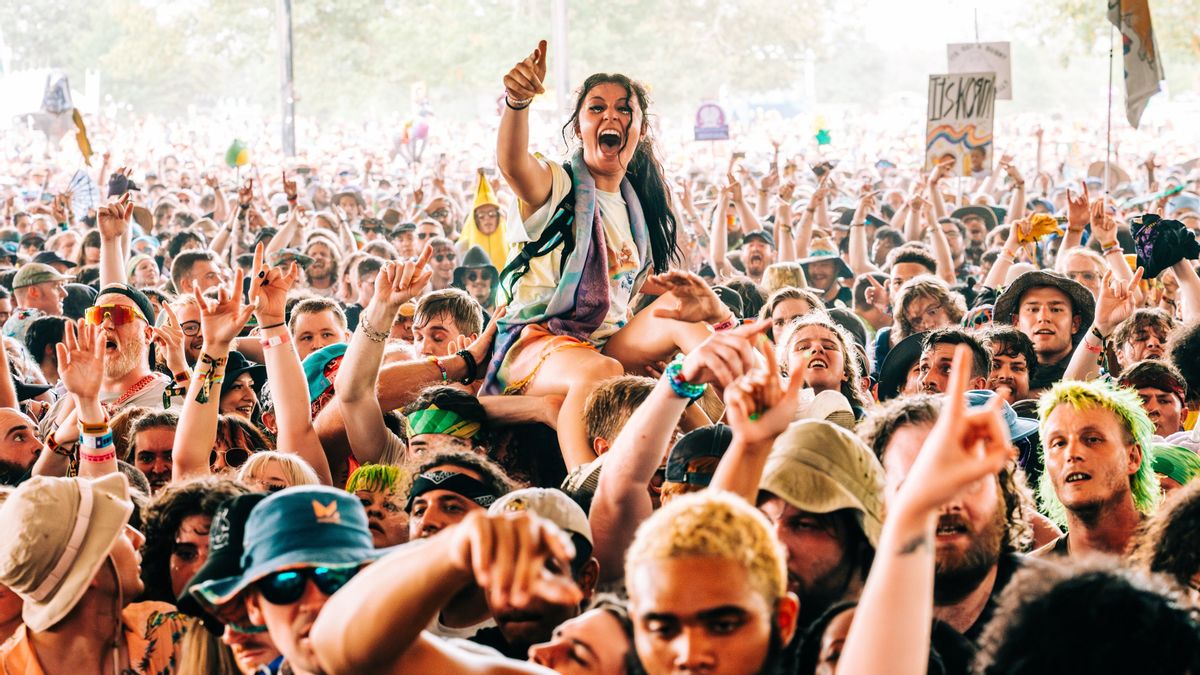 Heboh! In The Middle Of The Bonnaroo Festival, IPhone Users Accidentally Suppress 911 When Moshing