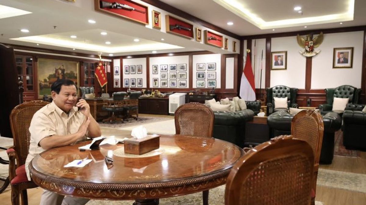Le Premier ministre japonais félicite Prabowo par téléphone