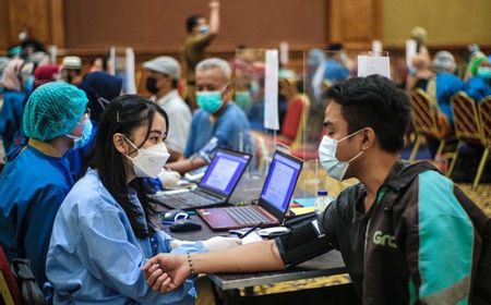 Menkes Tegaskan Vaksin Booster Kedua Tak Jadi Syarat Perjalanan