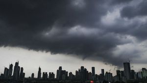 BMKG Prediksi Malam Pergantian Tahun di Sumut Hujan Sedang-Lebat Disertai Petir