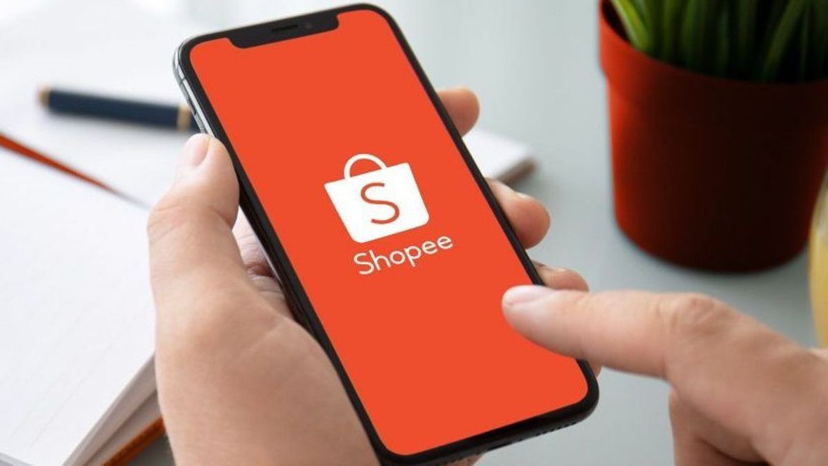 Shopee Akan Tutup Toko Penjual Vitamin dan Obat Palsu