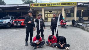 Siapkan Golok Sisir untuk Tawuran, 3 ABG Nongkrong di Depan RS Kendari Ditangkap