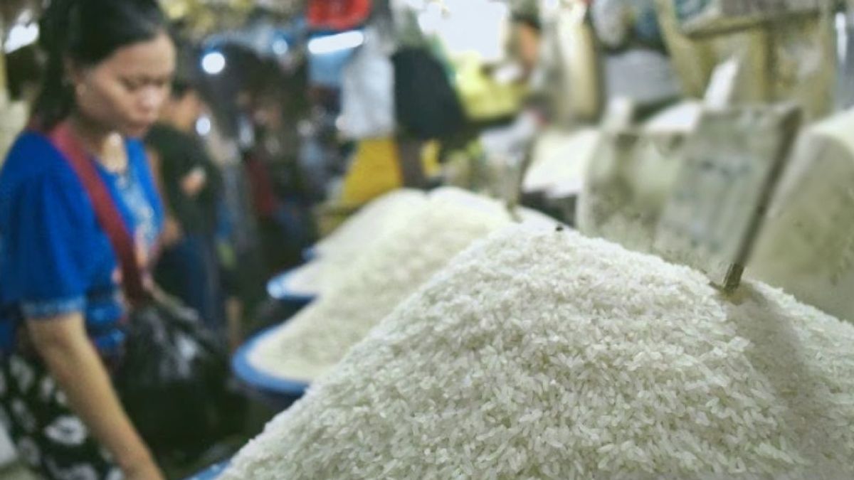 riz Premium Langka, le gouvernement provincial de DKI demande aux résidents de ne pas paniquer en achetant