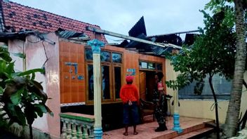 西图邦多的数十所房屋被强风破坏