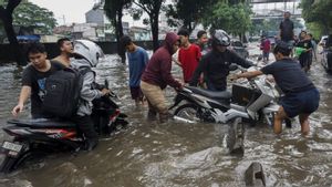 Jumat Pagi Jakarta Kembali Dikepung Banjir, 125 RT dan 14 Jalan Terendam