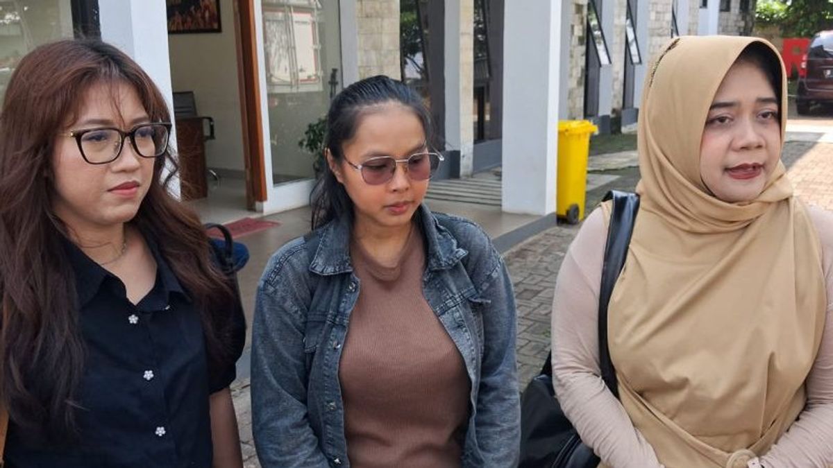 Mother who almost lost her baby at Hasan Sadikin Hospital Bandung reported the nurse to the police