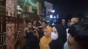 Cirebon에서 Vina의 살인에 대한 증인이 된 Linda는 4시간 30분 동안 조사를 받고 몇 가지 사실을 폭로했습니다.