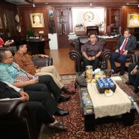 Murka Dikaitkan dengan Hilal Ahmar Dokter Sunardi, Fadli Zon: Kalau Jokowi Bertemu Farid Okbah Disebut Teroris? Fitnah Kotor!