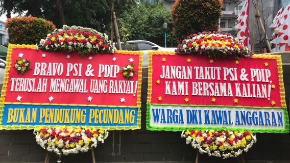 Anies' Interpellation Of Formula E By PDIP-PSI Supported Through Flowers: Don't Be Afraid, We Are With You