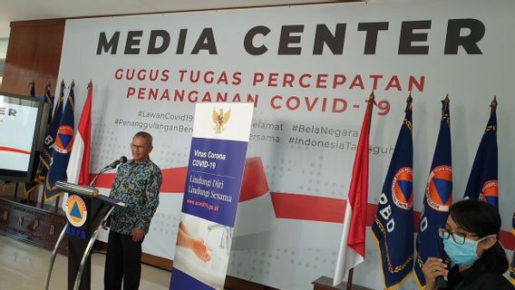 <i>Update</i> COVID-19 per 1 April: Pemerintah Siapkan Tes COVID-19 Baru yang Deteksi Lebih Cepat