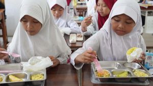 Pelajaran dari Kasus MBG, Gejala Keracunan Makanan yang Harus Diwaspadai Orang Tua