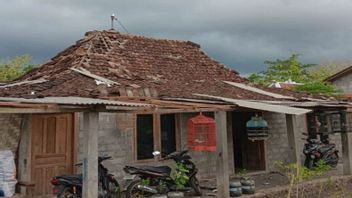 強風、グヌンキドゥルの93軒の家屋が被害を受けた