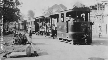 There Is No Transportation More Deadly Than The Steam Tram In Batavia