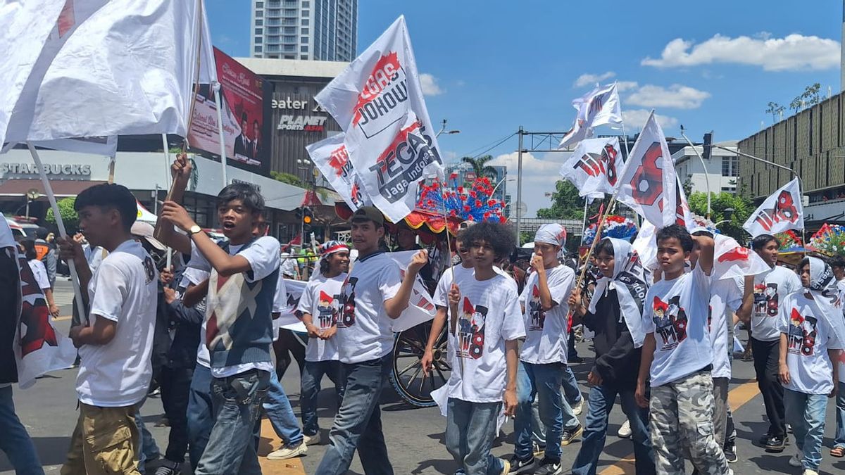 Welcoming Prabowo, Residents Mention Jokowi's Excess And Lack Of Performance