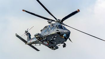 d'un hélicoptère militaire s'est écrasé en feu à l'aéroport de Somalie