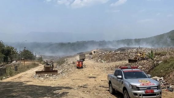 TPA Sarimukti Hampir Penuh, Pemkot Bandung Kirim Sampah ke Garut 