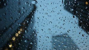 Prakiraan Cuaca Yogyakarta 28 Januari, Hari Jumat Sedia Mantol Sebelum Hujan