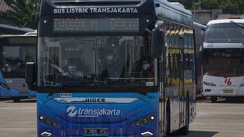 Transjakarta Et Ses Partenaires Opérateurs Signent Un Protocole D’accord Pour Passer Aux Bus électriques