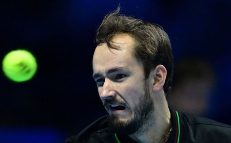 Medvedev Evaluasi Perubahan Taktik dalam Kekalahan Semifinal Miami Open dari Sinner