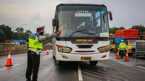 Good News From Airlangga: Transportation Entrepreneurs Will Get Incentive Money Post-Eid Homecoming Prohibition