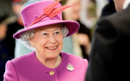 Dituduh Lakukan Pelecehan Seksual, Pangeran Andrew Buat Posisi Ratu Elizabeth II 'Ditinggal dalam Kegelapan'