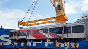 KAI Commuter Brings New KRL Facilities From China Again