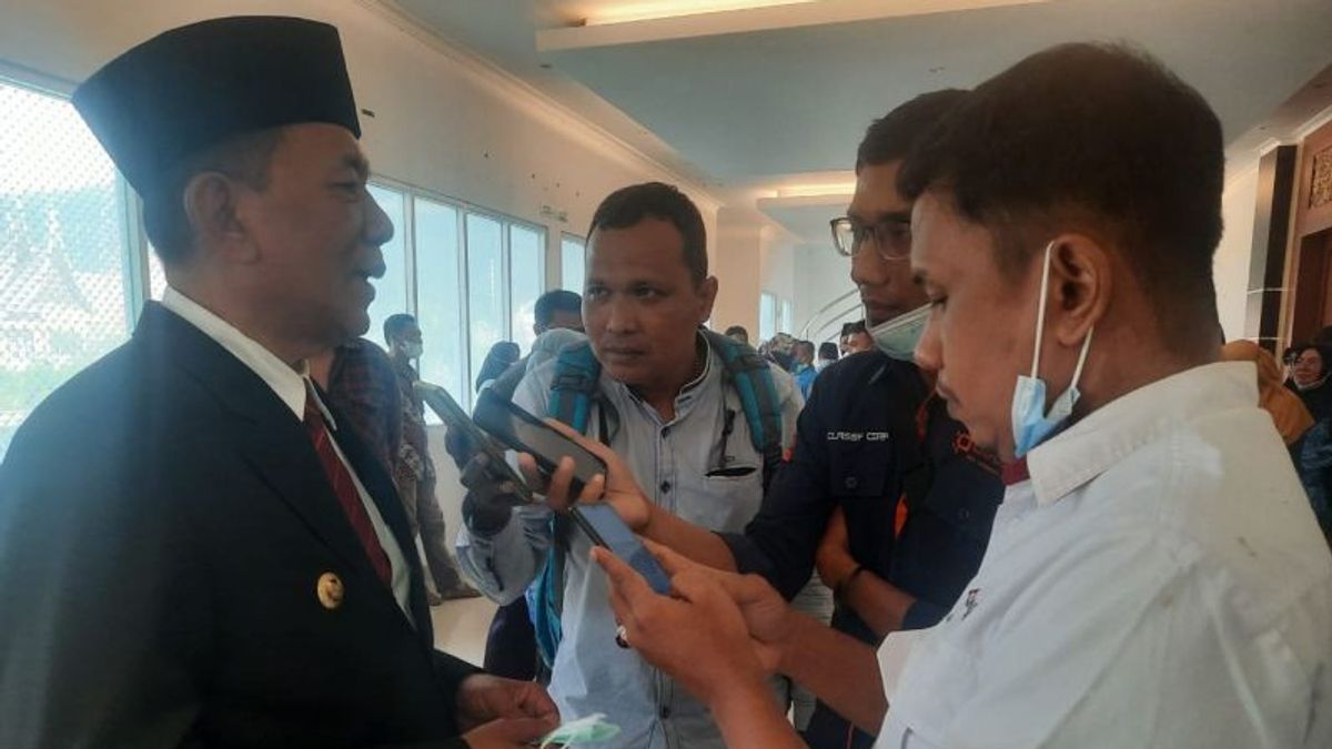 Juru Parkir Tagih Rp5.000 Mengaku Dibagikan ke Oknum Aparatur Daerah, Bupati Pesisir Selatan Sumbar Siapkan Sanksi