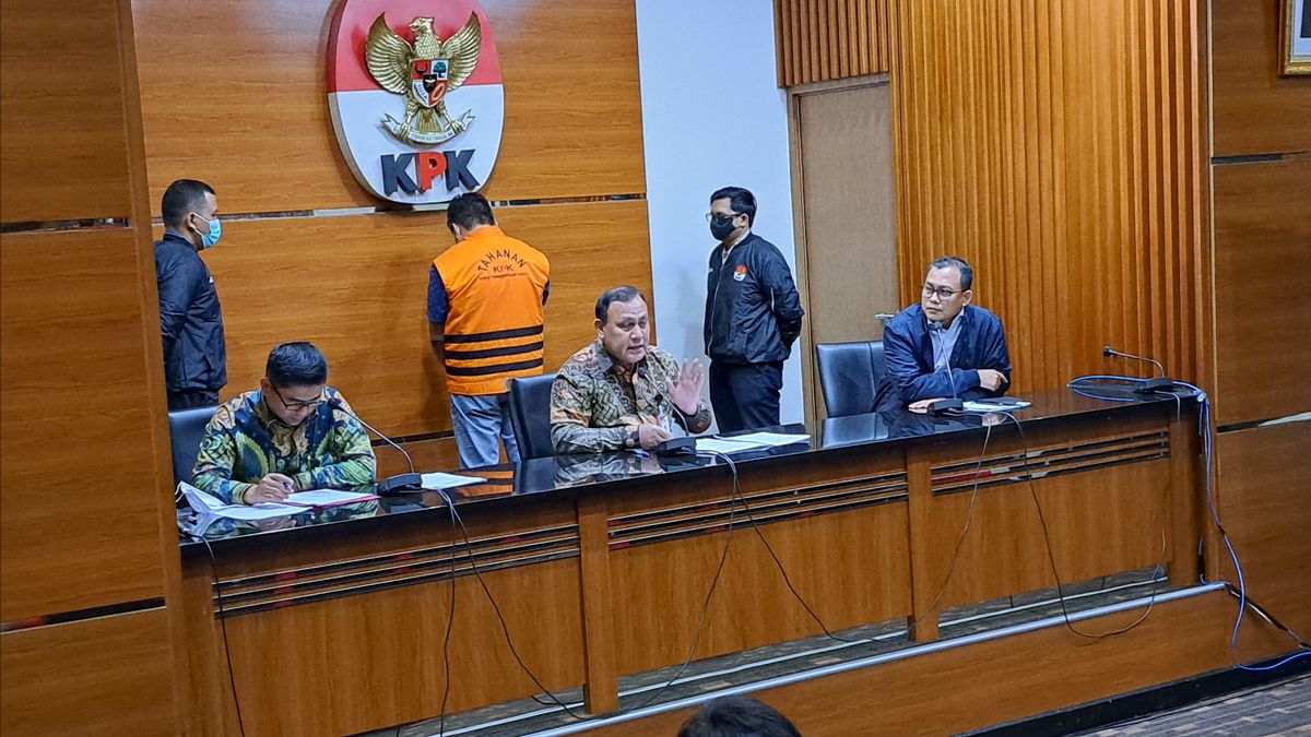 AKBP Bambang Kayun Tersangka Suap dan Gratifikasi Ditahan KPK